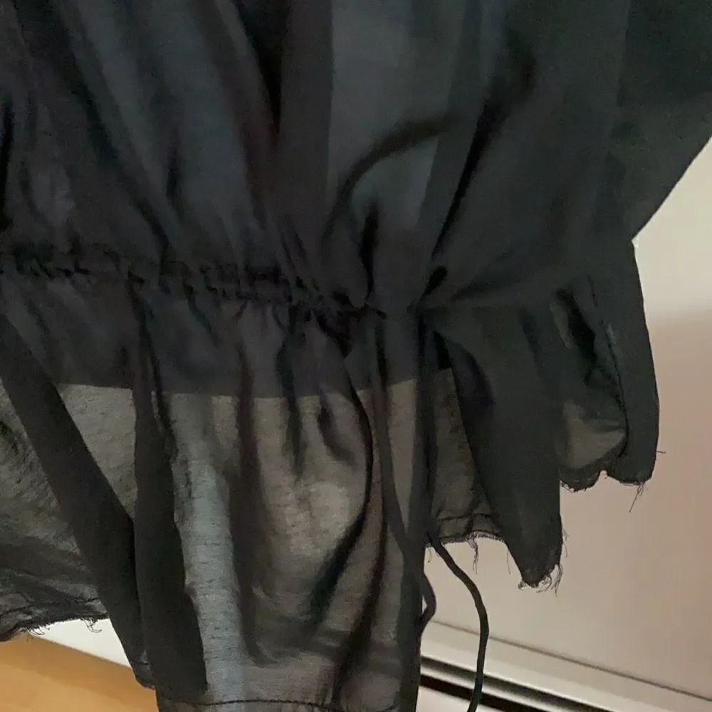 Converse blouse NWT  - Picture 4 of 5